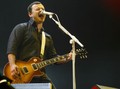 Manic Street Preachers Beri Rp52 Juta ke Korban Badai Dennis