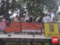 Anak Kecil Teriak dari Atas Mobil Komando Aksi 212: Takbil!