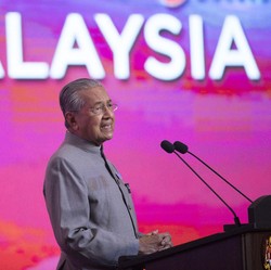 Eks PM Malaysia Mahathir Mohammad Masuk RS, Ada Apa?