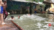 VIDEO: Warga Minta Pemerintahan Anies Tangani Banjir