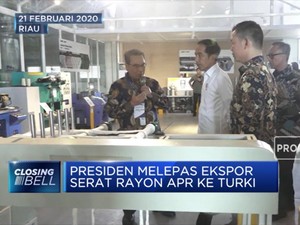 Presiden Jokowi Resmikan Pabrik Serat Rayon Terbesar