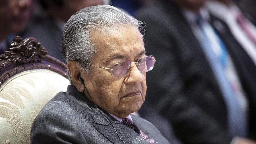 Malaysia's Prime Minister Mahathir Mohamad participates in ASEAN-U.N. summit in Nonthaburi, Thailand, Sunday, Nov. 3, 2019. (AP Photo/Wason Wanichakorn)