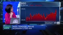 Jakarta Kebanjiran, IHSG Tenggelam di Kisaran 5.700