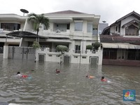 Penampakan Banjir Merendam Perumahan Green Garden