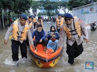 Jakarta Banjir Lagi! Apa Kata Anies, Menteri Jokowi, & DPR RI