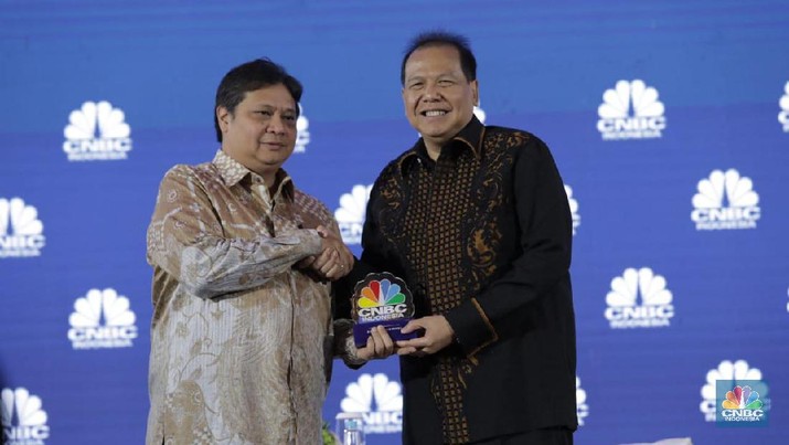 Airlangga Buka-Bukaan Dampak Positif Omnibus Law