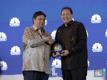 Airlangga Buka-Bukaan Dampak Positif Omnibus Law