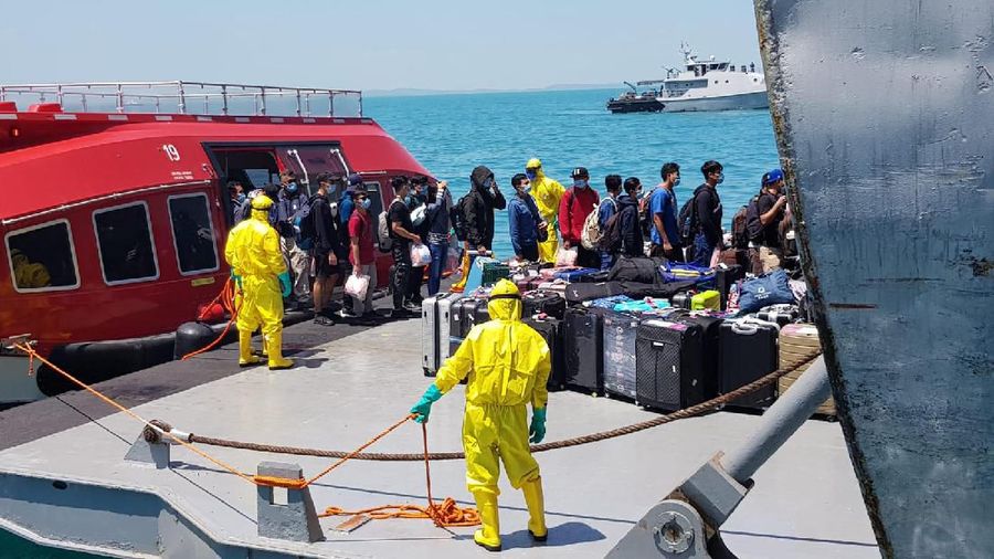 Presiden Joko Widodo memutuskan mengevakuasi WNI dari kapal pesiar World Dream, Hong Kong ke Kepulauan Seribu Jakarta.