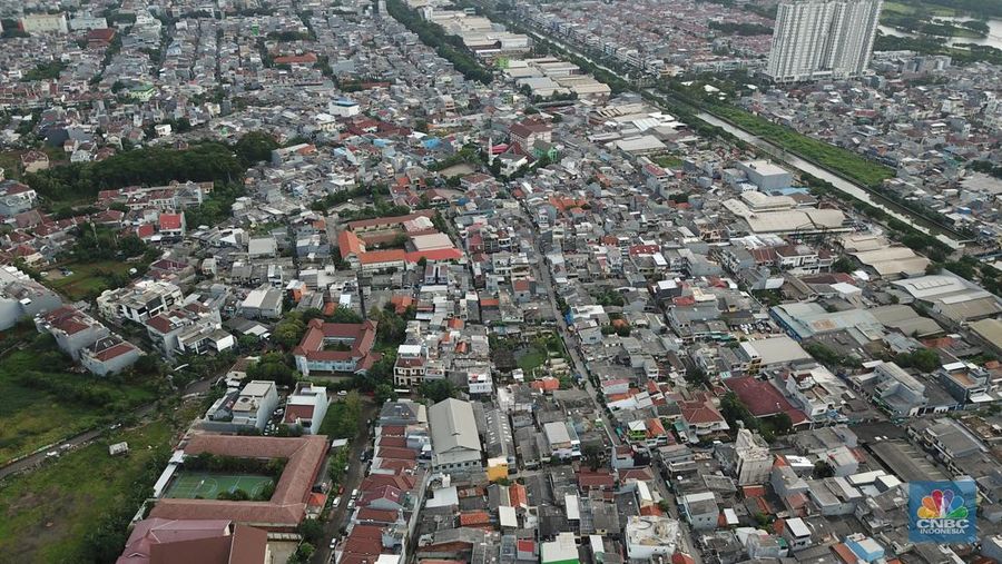 Suasana pemukiman padat penduduk di Kawasan Jakarta, Rabu (26/2/2020). (CNBC Indonesia/Andrean Kristianto)