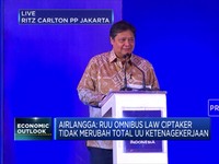 Menko Airlangga:Omnibus Law Ciptaker Tak Mengubah Total UU 13
