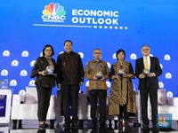 Streaming! Paparan Ekonomi CT, Sri Mulyani, & Erick Thohir