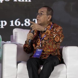 Jalankan Perintah Jokowi, Bos HK: JTTS Tersambung 2024