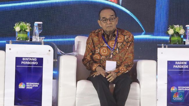 Bos Hutama Karya Bicara Rencana Go Public - CNBC Indonesia