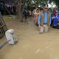 Mendarat di Bandung, Ridwan Kamil Luncur Tinjau Banjir Subang