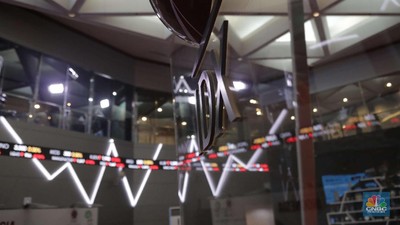 Ilustrasi Bursa, Pergerakan Layar IHSG di Gedung BEI Bursa Efek Indonesia  (CNBC Indonesia/Muhammad Sabki)