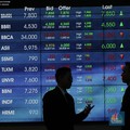 Singapura Resesi! IHSG Cuek Menghijau, Asing Borong BRI & BCA