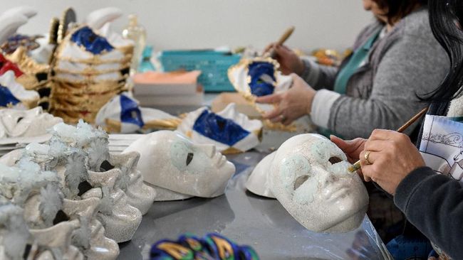 Asal Usul Topeng Karnaval Venesia nan Misterius