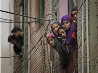 Hindu dan Muslim di India Bentrok, 38 Orang Tewas