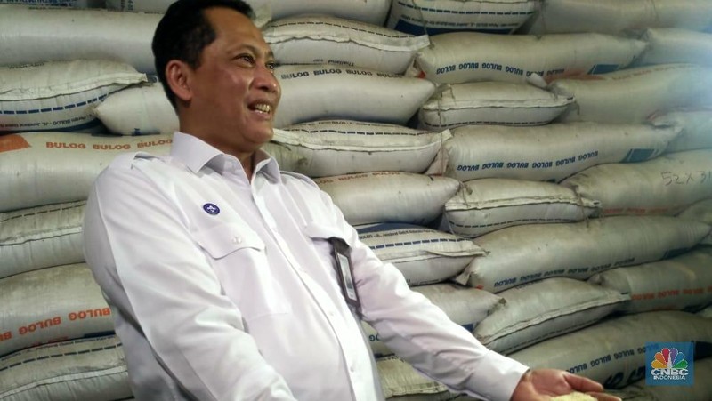 Jelang Ramadan dan Idul Fitri, Direktur Utama Perum Bulog Budi Waseso memastikan stok beras masih aman.