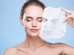 Apakah Setelah Pakai Sheet Mask Harus Cuci Muka? Ini Langkah Benarnya