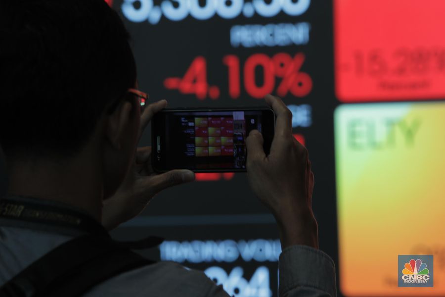 Stimulus BI Belum Manjur Angkat Bursa, IHSG Merosot 1,68%