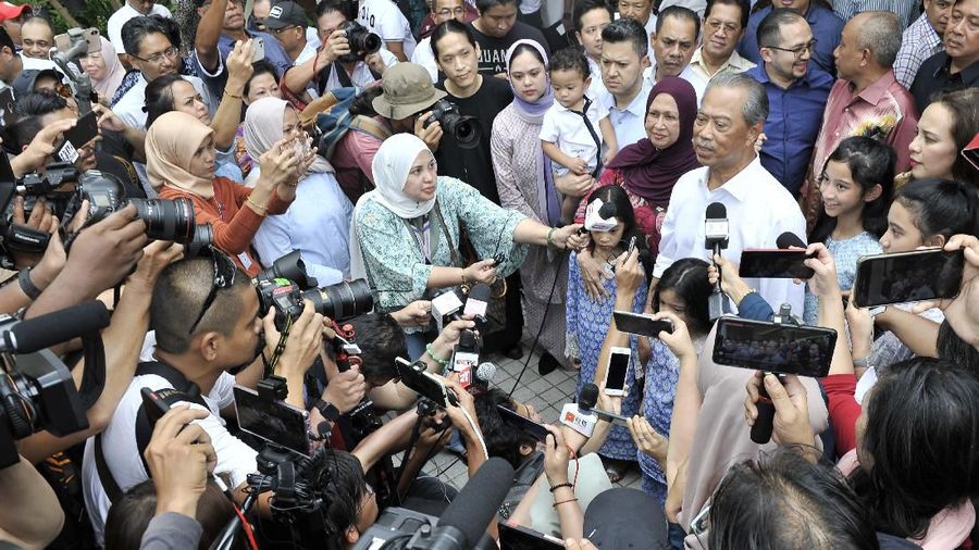 Raja Malaysia Tunjuk Muhyiddin Yassin Jadi PM Malaysia, siapakah Muhyiddin Yassin berikut rangkuman berita fotonya.