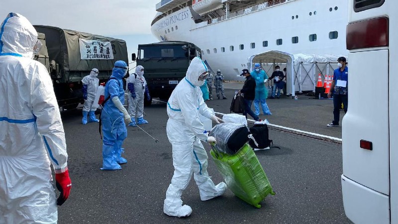 Total 69 WNI ABK kapal Diamond Princess mengikuti proses pemulangan ini.