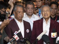Malaysia Panas, Pemerintahan PM Muhyiddin Masih 'Terancam'?