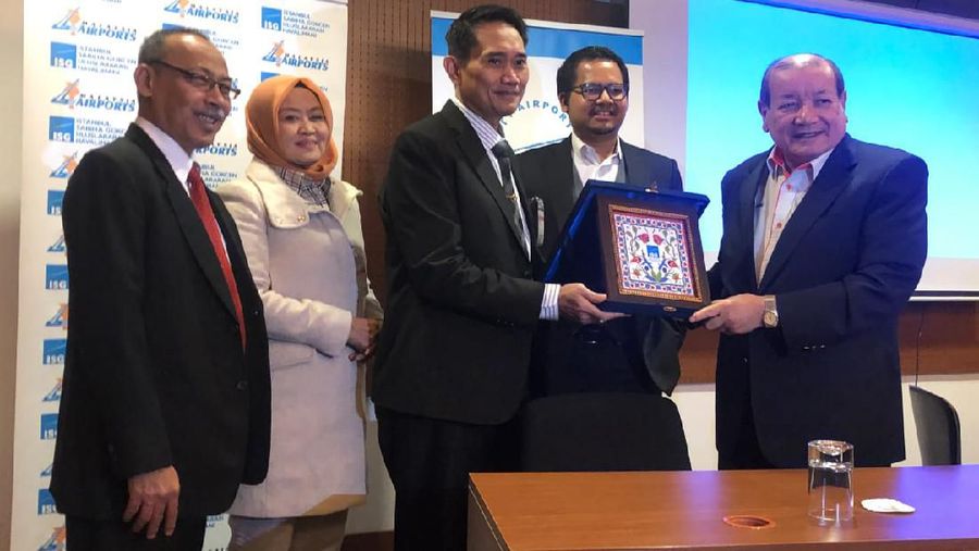 Salah satu topik pertemuan tersebut adalah kemungkinan kerja sama di banyak bidang, seperti bidang konstruksi, antara Turki dan BUMD Jabar.
