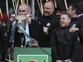Beda dengan Liverpool, Man City Tolak Potong Gaji Karyawan