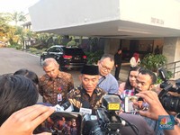 Menko PMK: WNI di Luar Negeri Tak Usah Pulang Kalau Tak Perlu