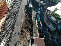 Penampakan 9 Ruko di Jember yang Ditelan Bumi