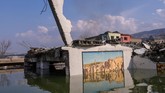 Meski begitu, sejumlah bangunan bersejarah seperti makam besar, sebuah pemandian kuno Turki, sebuah masjid bersejarah lengkap dengan menaranya telah dipindah ke Yeni Hasankeyf. (BULENT KILIC / AFP)