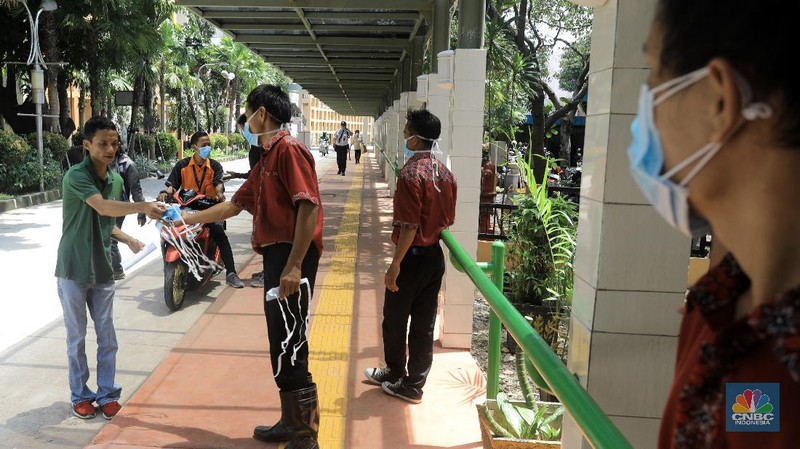Kementerian Kesehatan telah menyiapkan tiga rumah sakit di Ibu Kota yang dipersiapkan untuk merawat pasien corona, salah satunya RSPI Sulianti Saroso.