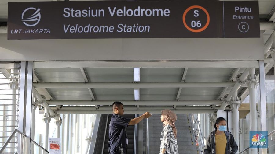 Pencegahan dilakukan di setiap sudut sarana dan prasarana LRT Jakarta.