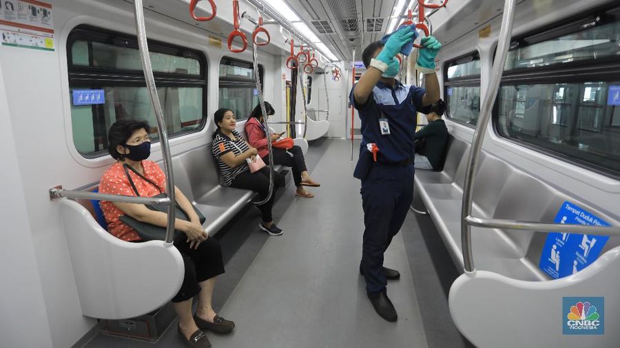 Pencegahan dilakukan di setiap sudut sarana dan prasarana LRT Jakarta.