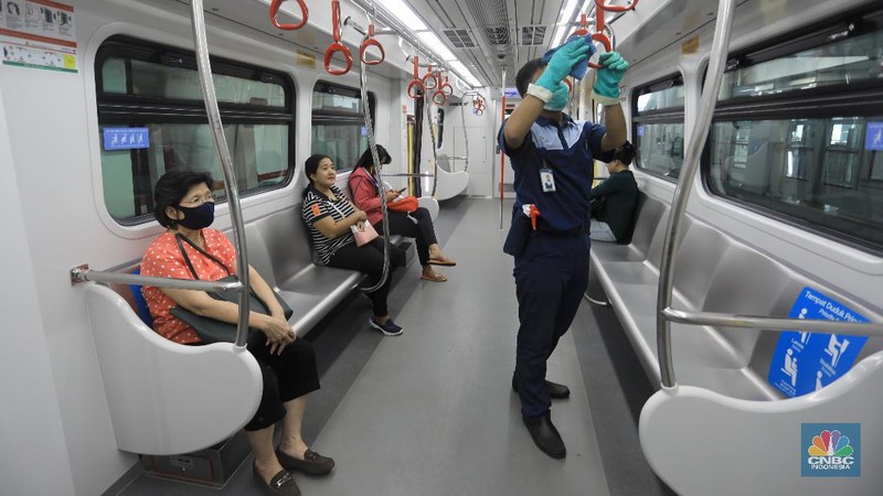 Pencegahan dilakukan di setiap sudut sarana dan prasarana LRT Jakarta.