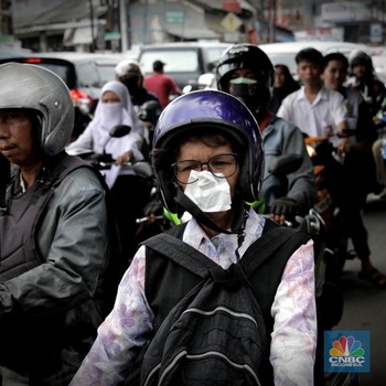 Virus Corona Serang Indonesia Hingga Sepinya Ka'bah
