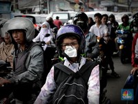 Virus Corona Serang Indonesia Hingga Sepinya Ka'bah