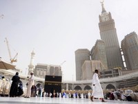 Saudi 'Pekerjakan' Robot Baru buat Bantu Jamaah Haji & Umrah