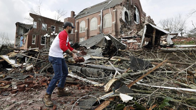 Badai Tornado menerjang Amerika Serikat (AS), begini kondisinya saat ini.