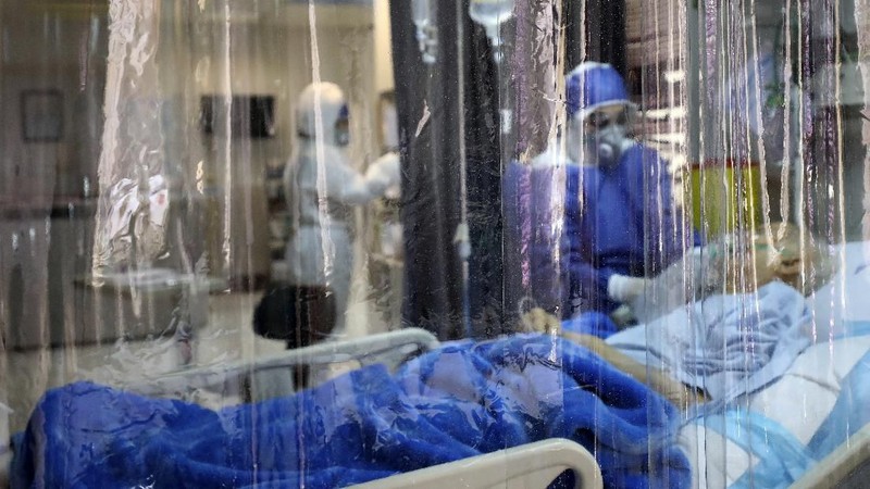 Jumlah kasus corona yang terkonfirmasi di Iran terus bertambah hingga nyaris 3 ribu. Sejauh ini 92 orang meninggal dunia akibat virus corona di negara ini.
