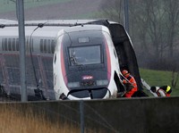 Kereta Cepat Tergelincir di Prancis, Ini Penampakannya