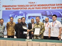 Gantikan Solar, Truk Logistik APTRINDO Bakal Gunakan Gas LNG