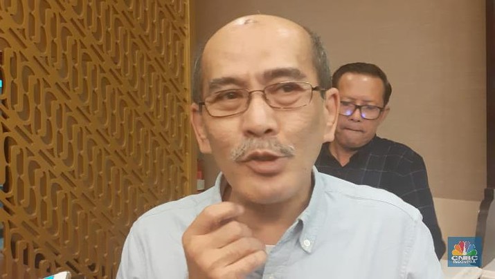 Faisal Basri. (CNBC Indonesia/Anisatul Umah)