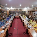 SBY, Airlangga, & Diplomasi Batik Biru Kuning di Cikeas