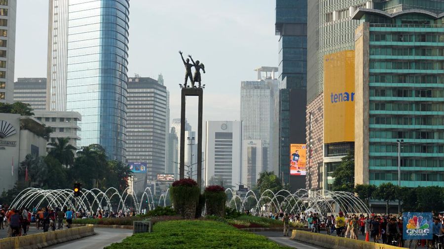 Aktivitas CFD di Bundaran HI (HI) Ditengah Ancaman Virus Corona (վ/Muhammad Sabki)