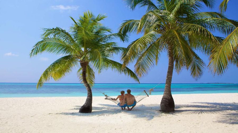 Pembukaan pulau kembali masih menunggu pengumuman pemerintah mengenai ada atau tidaknya pasien positif corona di sana.