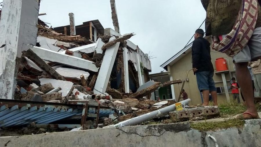 Gempa merusak sejumlah rumah dan belum ada laporan jatuhnya korban jiwa.