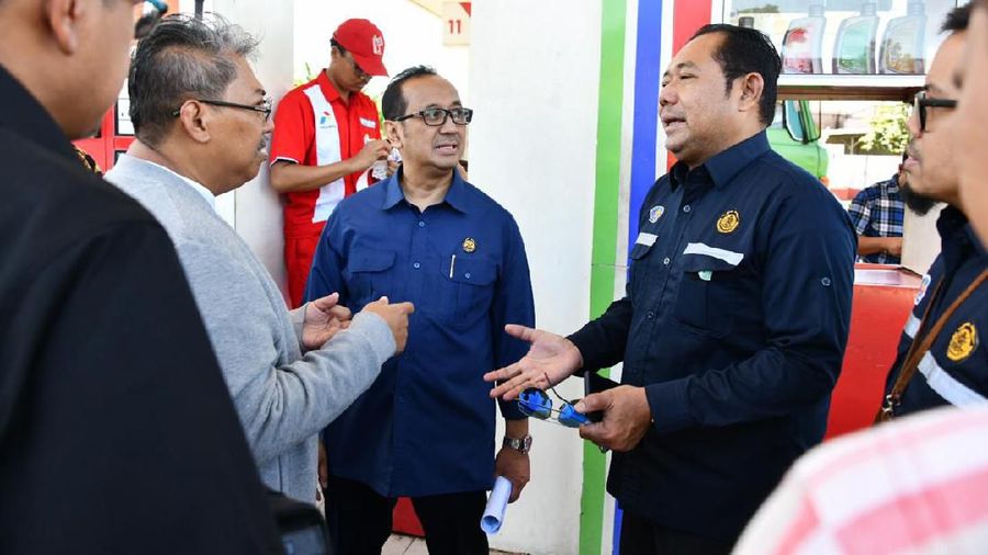 Dalam rangka pengawasan penyaluran BBM dan implementasi IT Nozzle, BPH Migas bersama komisi VII DPR memantau digitalisasi nozzle.